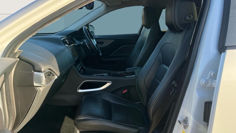 Jaguar F-Pace 2.0d [240] Chequered Flag 5dr Auto AWD Diesel Estate